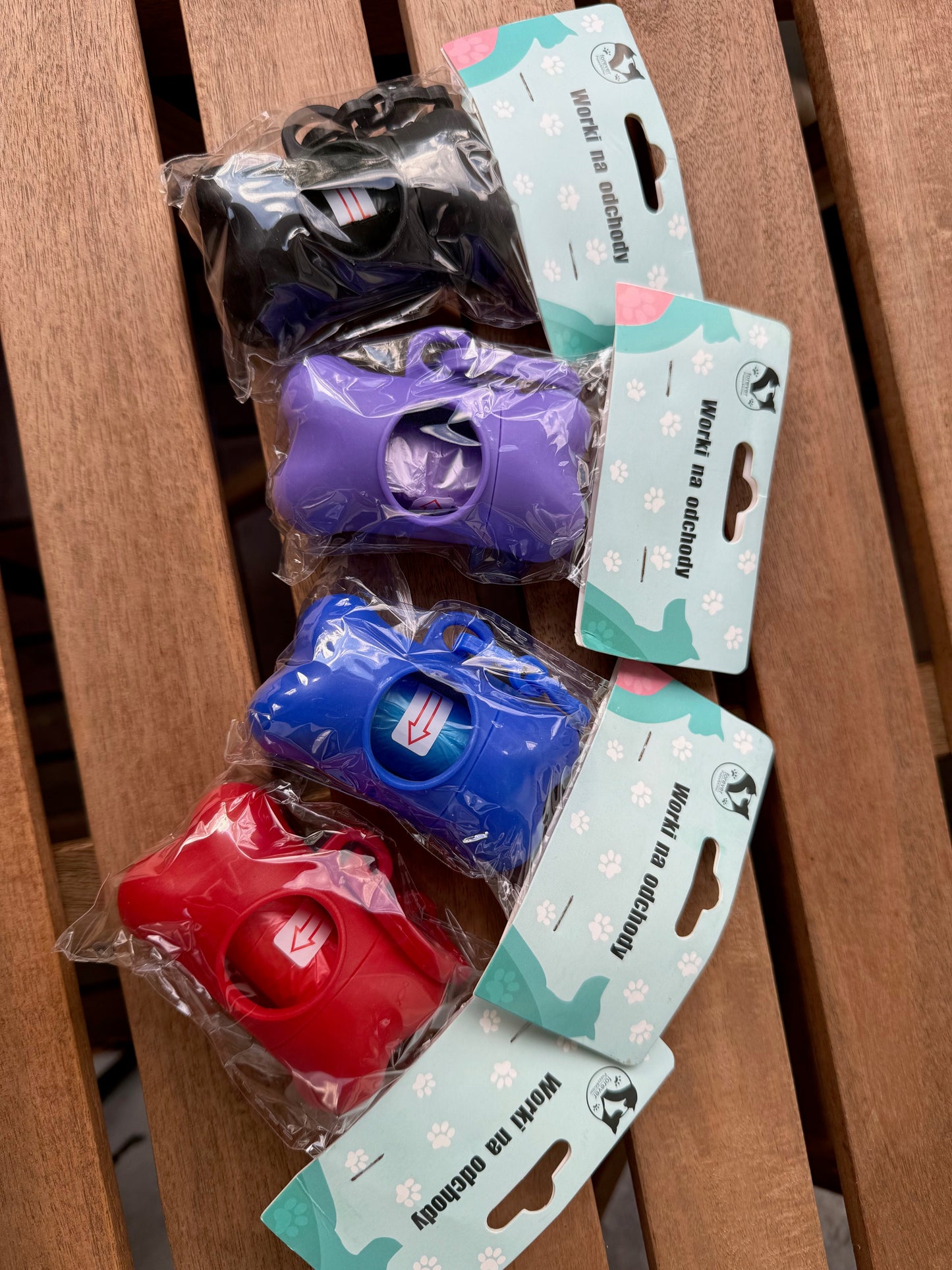 Dog Waste Bag Holder with Dispenser – Attaches to Leash